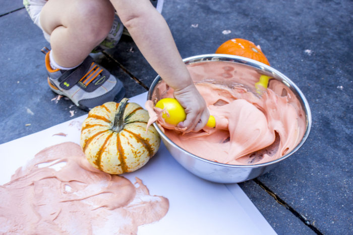 fall sensory play, puffy pumpkin paint